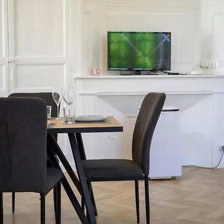 Frenchy - Quartier Historique - Wifi - Climatise